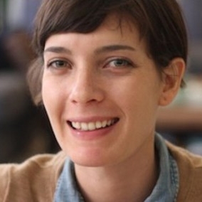 Lizzy Karp's headshot
