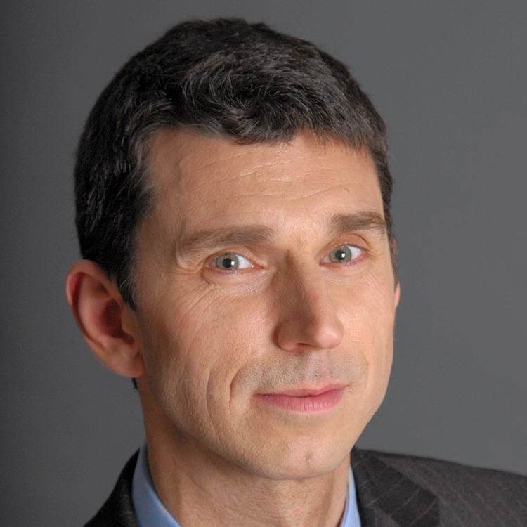 Robert Luke's headshot